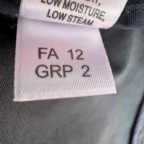 St. John Fall 2012 Blue Cotton Blend Coat Size 4 Gold-Tone Button Trench Jacket - Picture 12 of 12